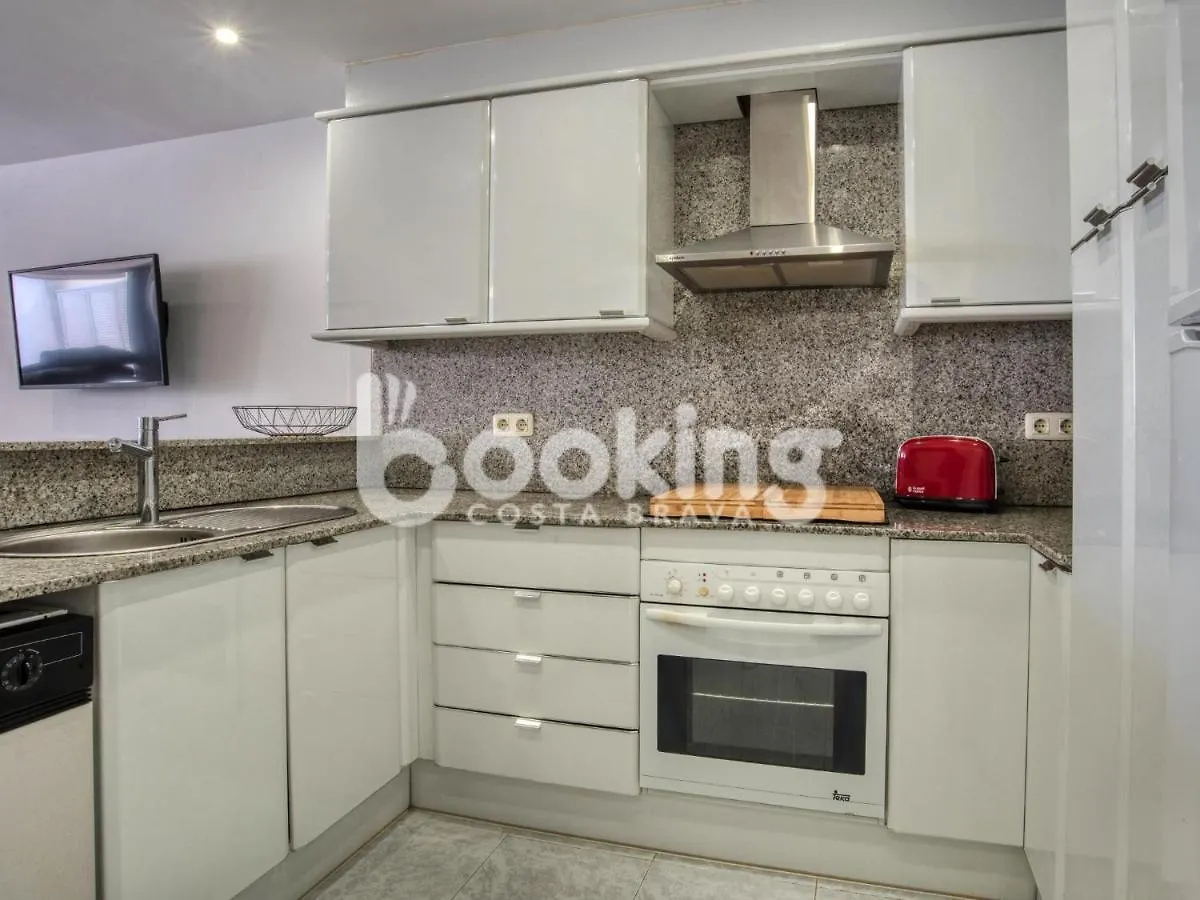 Begonias Apartament Per 4 Persones Amb Gran Terrassa Chill Out A 10 Minuts De La Platja Platja d'Aro